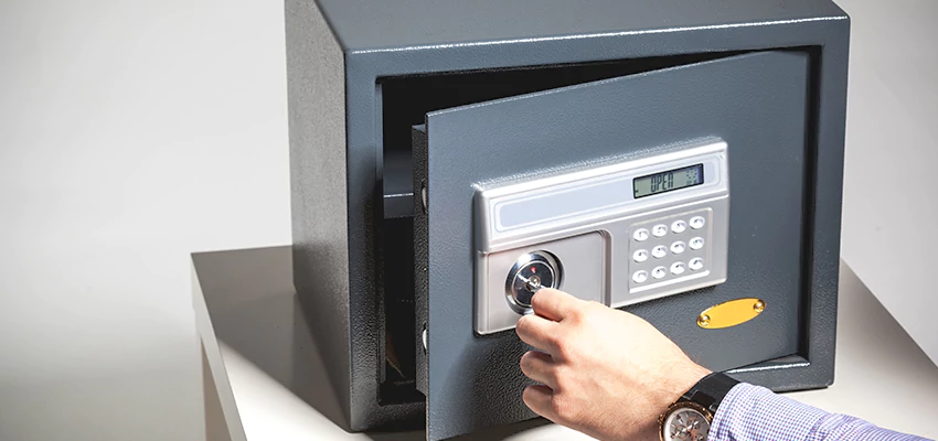 Jewelry Safe Unlocking Service in Miramar, Florida